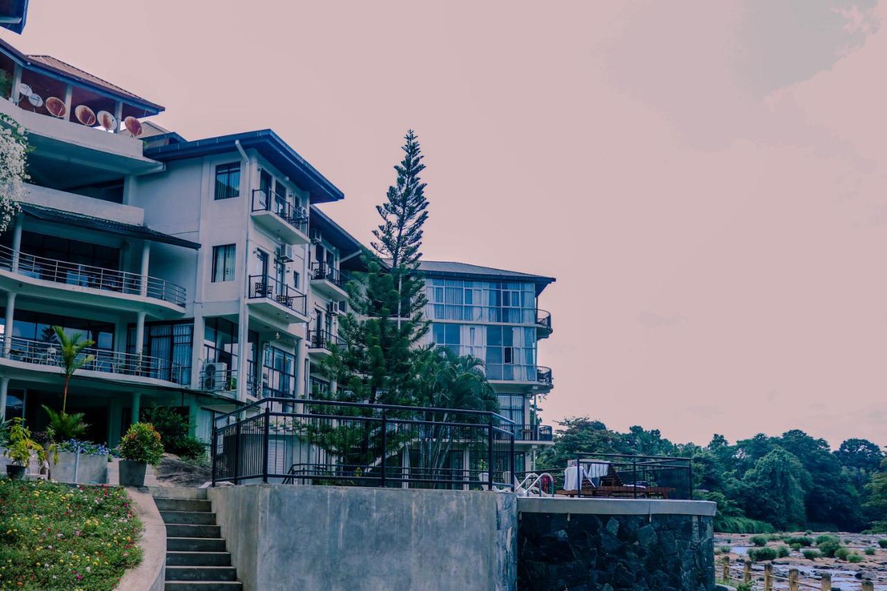 Hotel Elephant Bay Pinnawala  Exterior foto